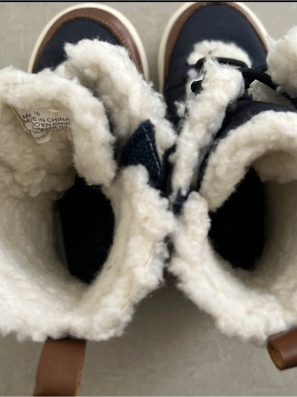 Old Navy Toddler Boy Kids Navy Blue Brown Winter Boots Size 9